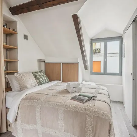 Place Des Vosges & Le Marais - Cityapartmentstay * Paris